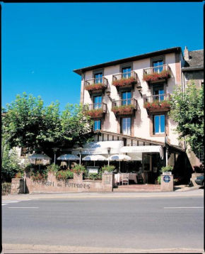Гостиница Hôtel des Pyrénées  Сен-Жан-Пье-Де-Пор 